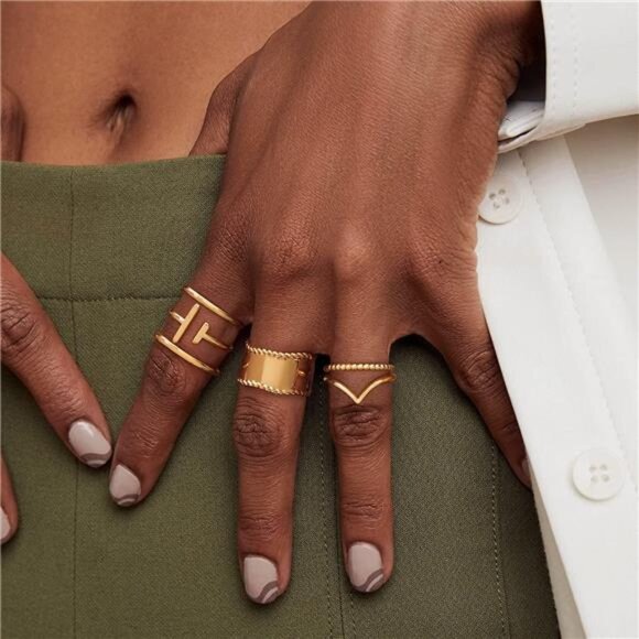 Wavy Gold Band Ring | 14K Gold Plated Glossy Twist | Minimalist Stacking Jewelry - Picture 2 of 4